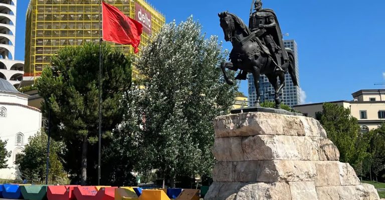 Tirana Walking Tour - Experience Tirana like a Local